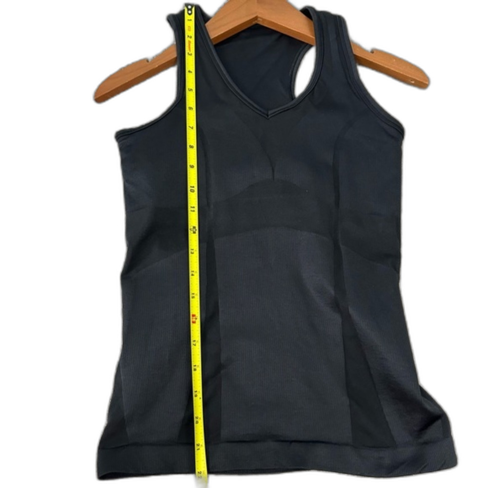 Lululemon Black V-Neck Racerback Tank Workout Gym Activewear Training - Picture 11 of 13